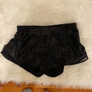 Lulu lemon hotty hot shorts size 12